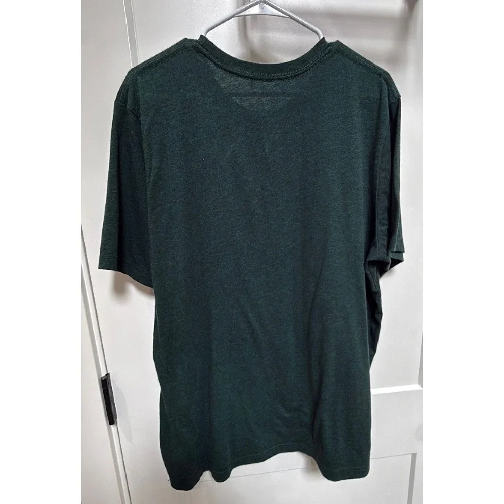 McMenamins Kris Kringle Ale Christmas Graphic T-Shirt Green 2XL - Picture 3 of 3